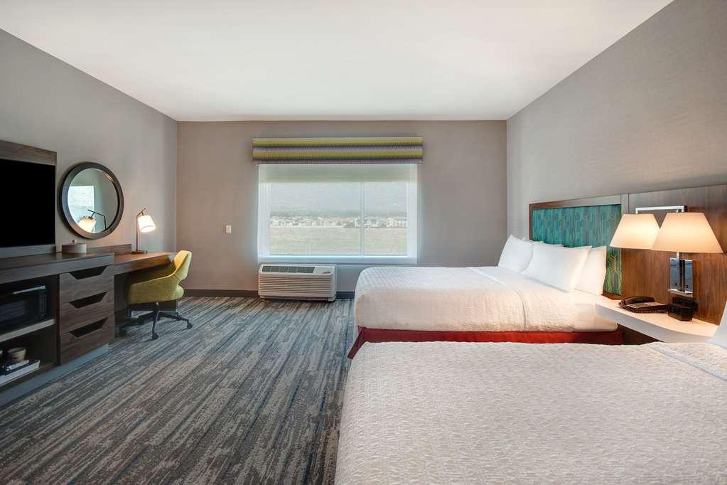 Hampton Inn & Suites Ontario Rancho Cucamonga Zimmer foto
